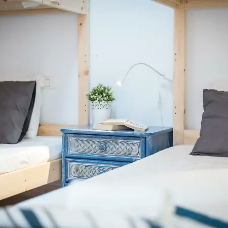 شقة F06 Costa Sol Accommodation, Big Terrace, Pool طوستا ديل سيلونثيو